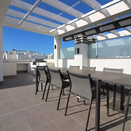 דירה Penthouse 4 Bedrooms Punta Prima Oasis טורבייחה