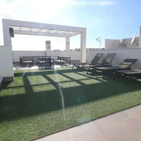 Penthouse 4 Bedrooms Punta Prima Oasis טורבייחה