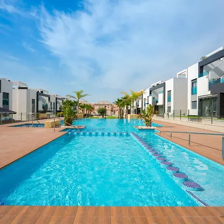 דירה Penthouse 4 Bedrooms Punta Prima Oasis